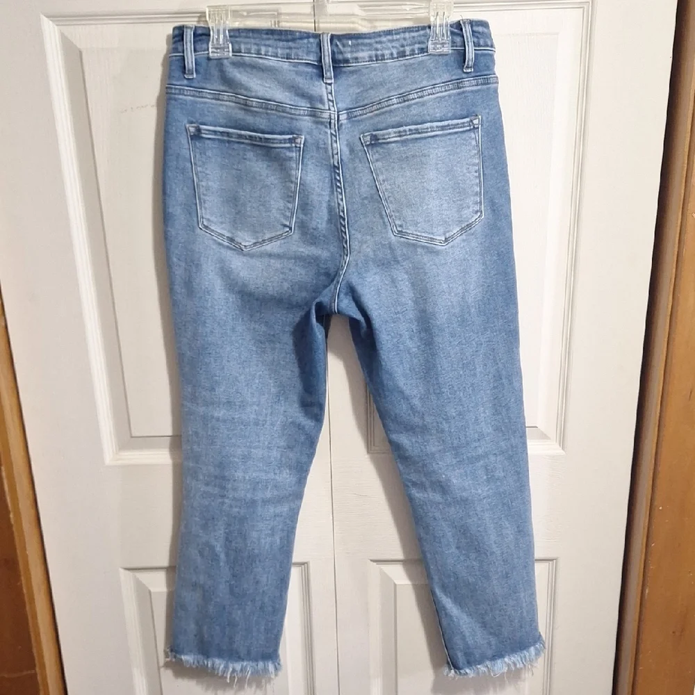 Vervet Los Angeles Trendy Light Blue Distressed Ankle Jeans-30 - Picture 3 of 7